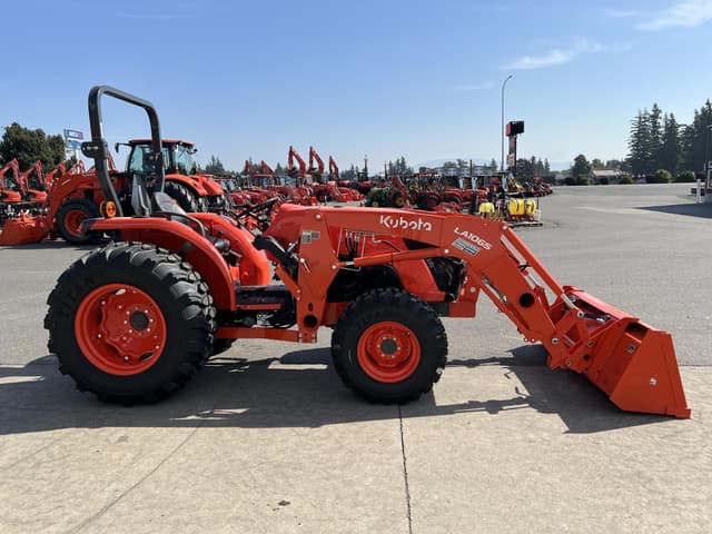 Image of Kubota MX4900HST equipment image 4