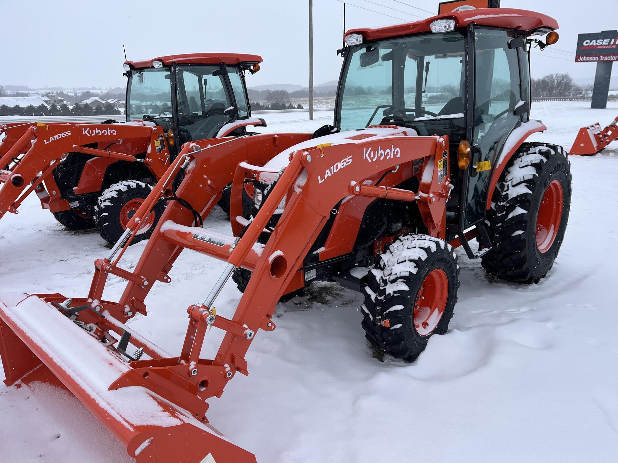 2026 Kubota MX4900HSTC Equipment Image0