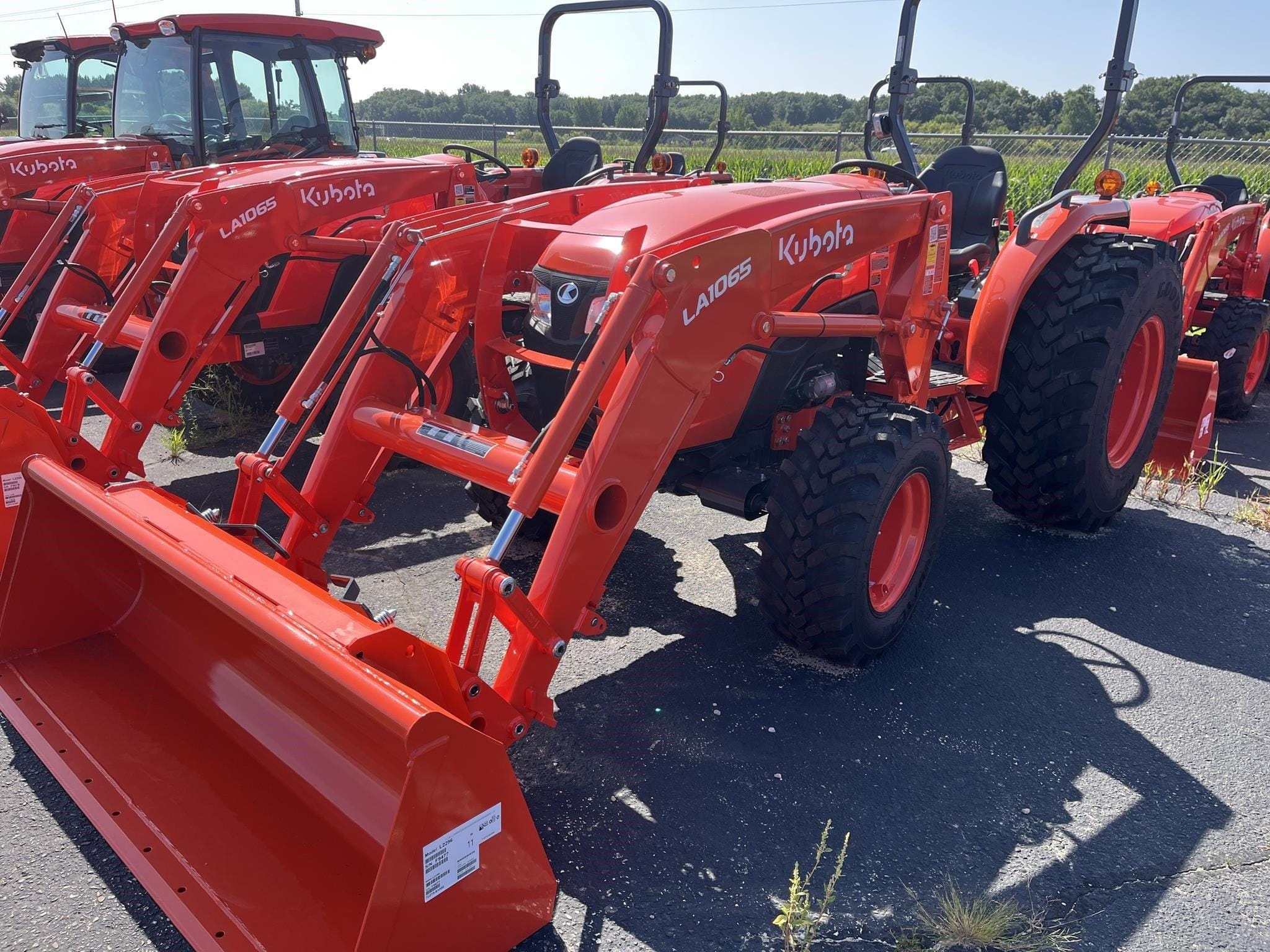 2026 Kubota MX5400HST Equipment Image0