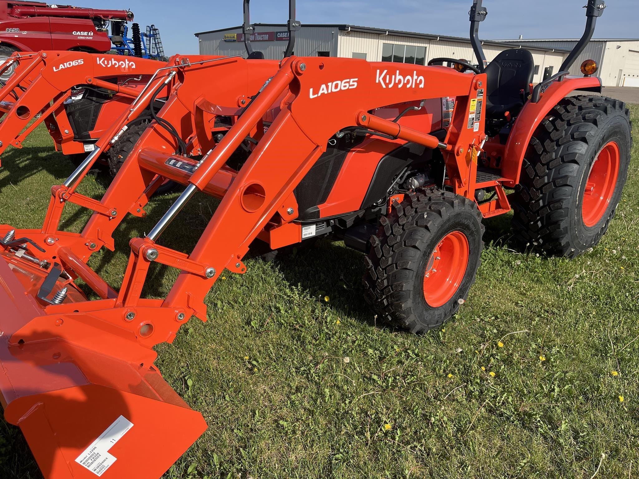 2026 Kubota MX5400HST Equipment Image0