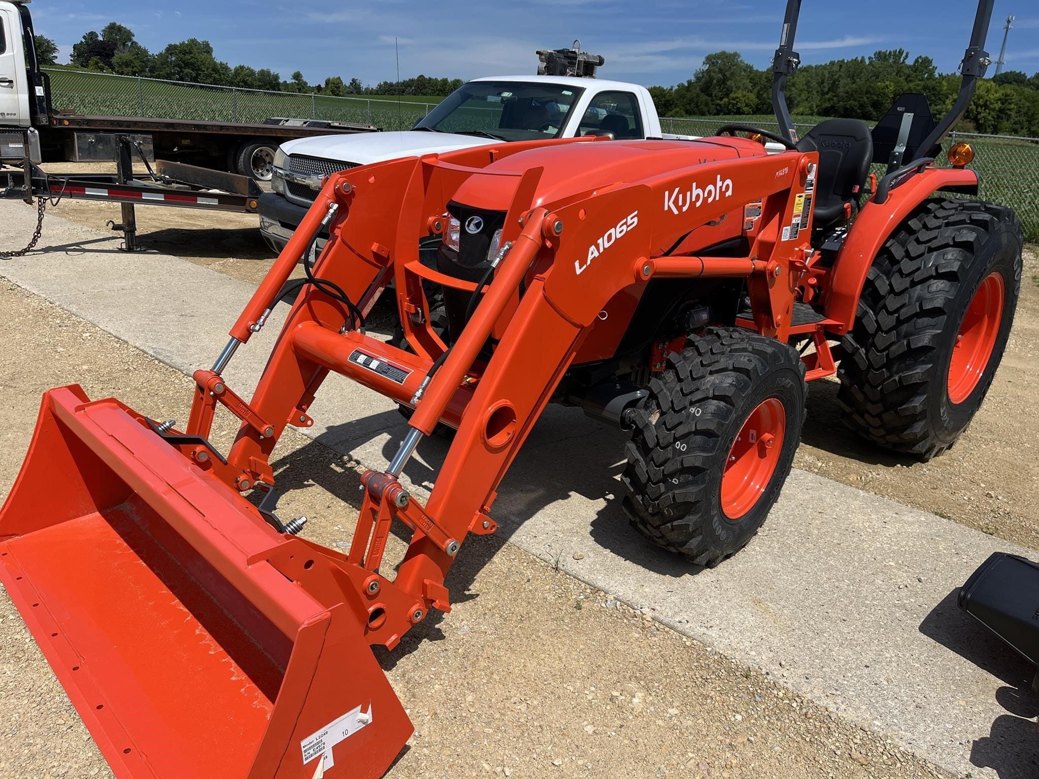 2026 Kubota MX5400 Equipment Image0