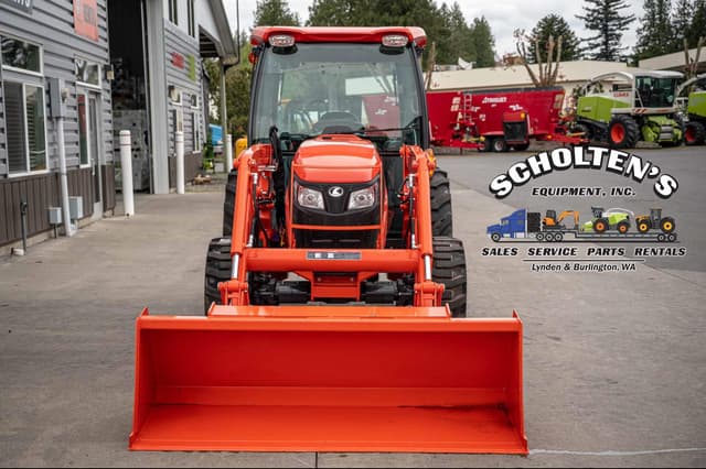 Image of Kubota MX5400HSTC equipment image 2