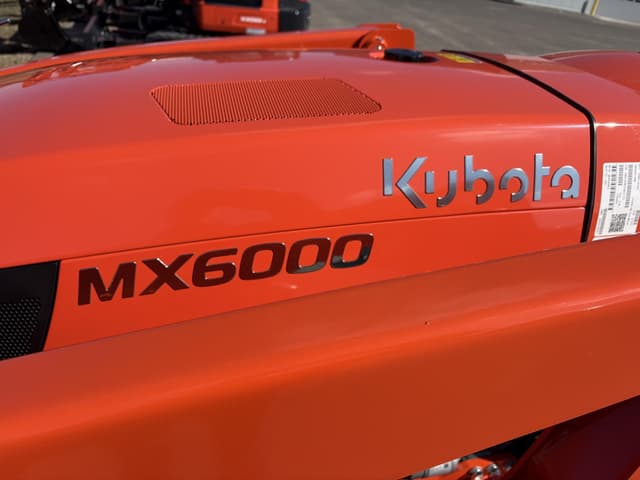 Image of Kubota MX6000HST equipment image 4