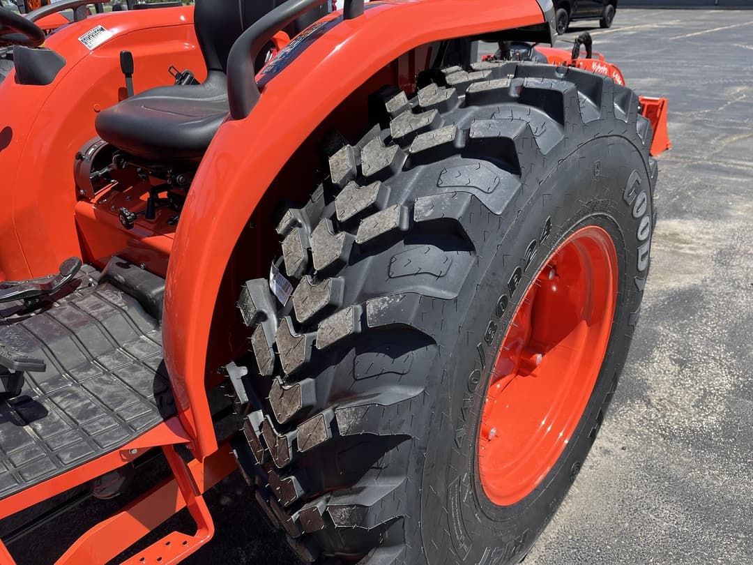 Image of Kubota MX6000HST Image 1