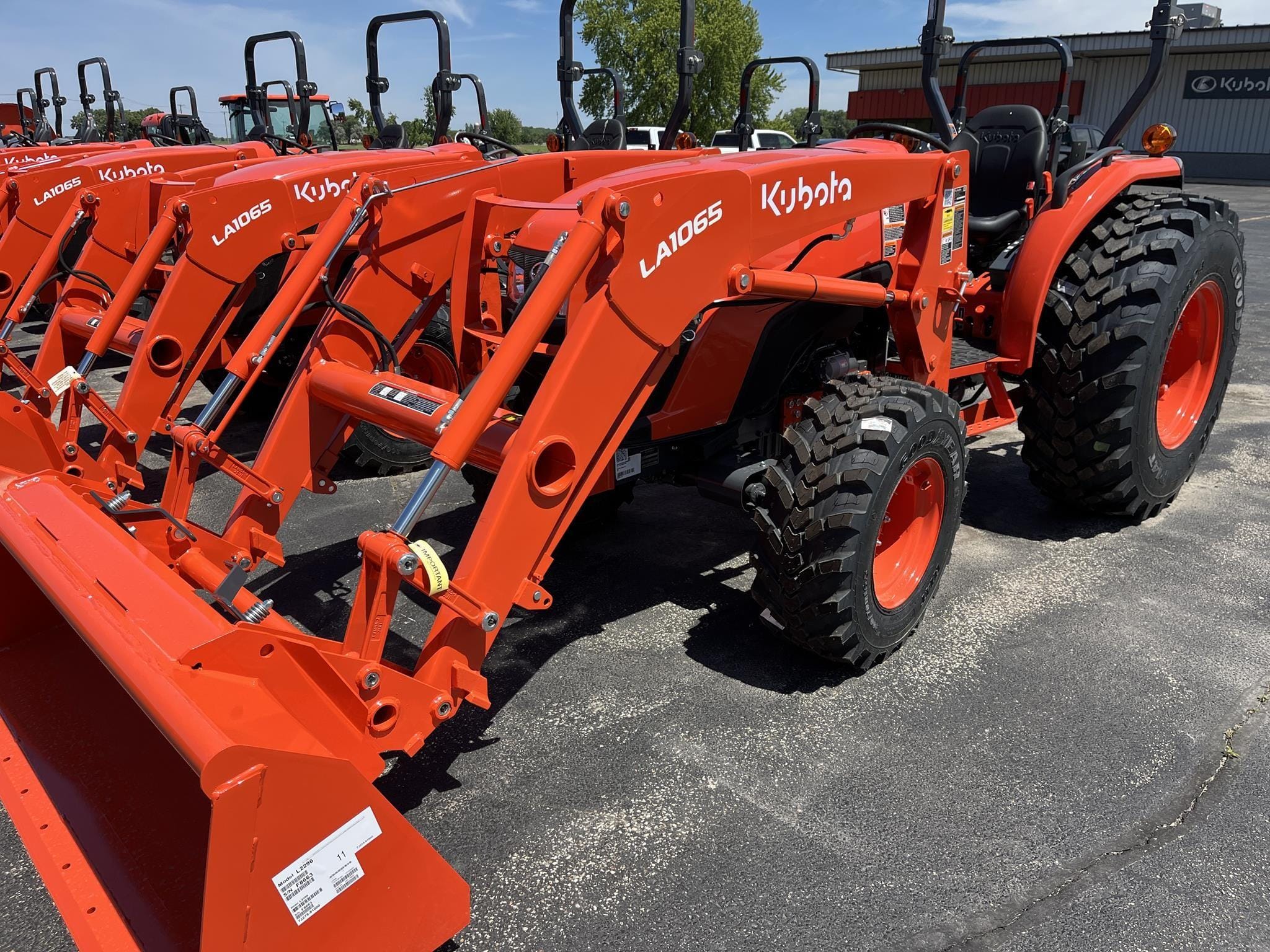 2026 Kubota MX6000HST Equipment Image0