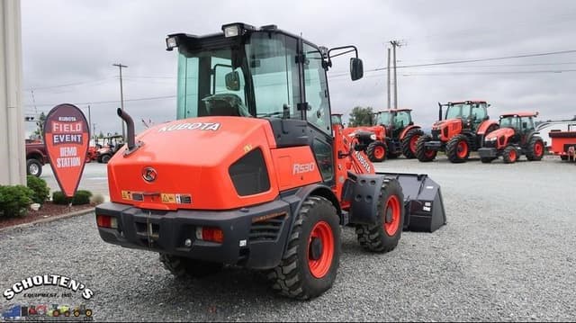 Image of Kubota R530 equipment image 3
