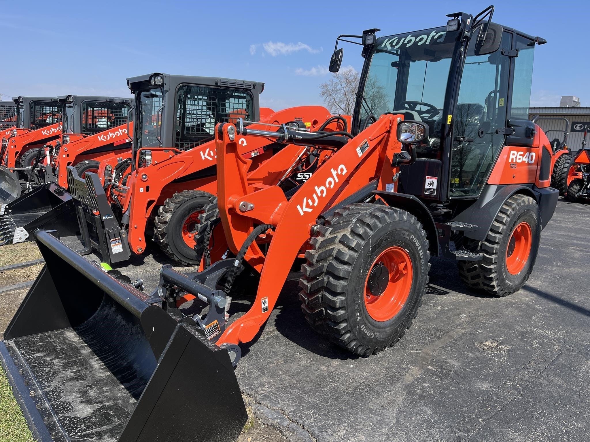 2026 Kubota R640 Equipment Image0