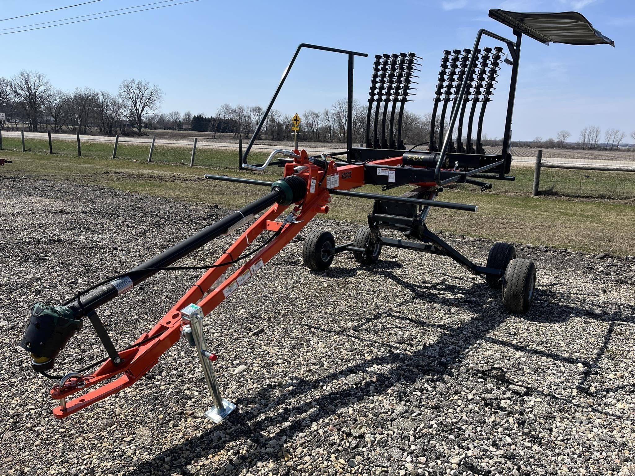 2026 Kubota RA1042T Equipment Image0
