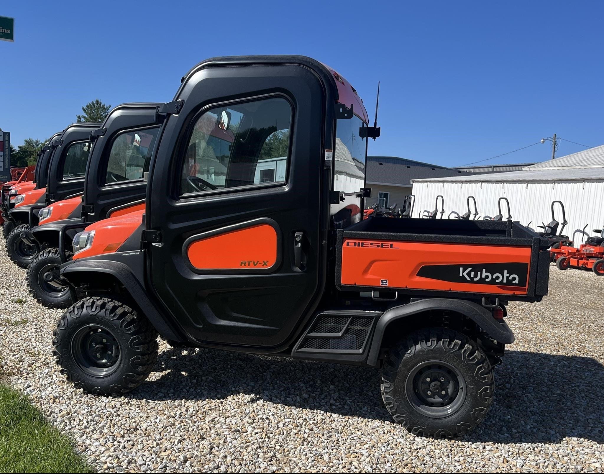 2026 Kubota RTV-X Equipment Image0