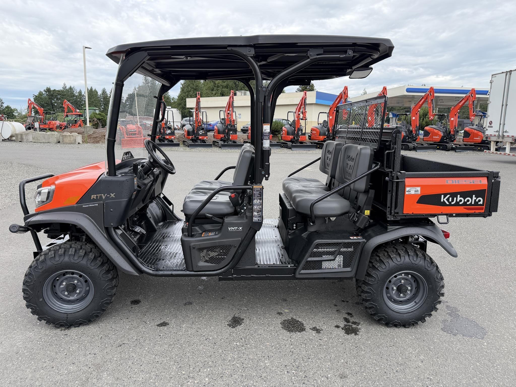 2026 Kubota RTV-X Crew Equipment Image0