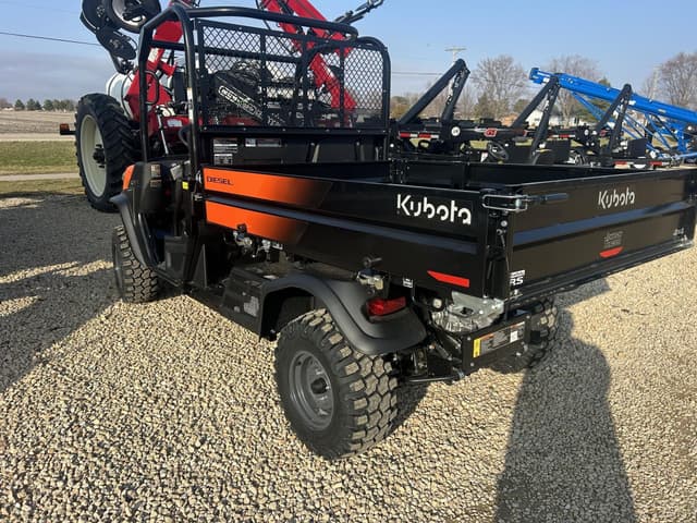 Image of Kubota RTVX2L-SKLH-1 equipment image 1