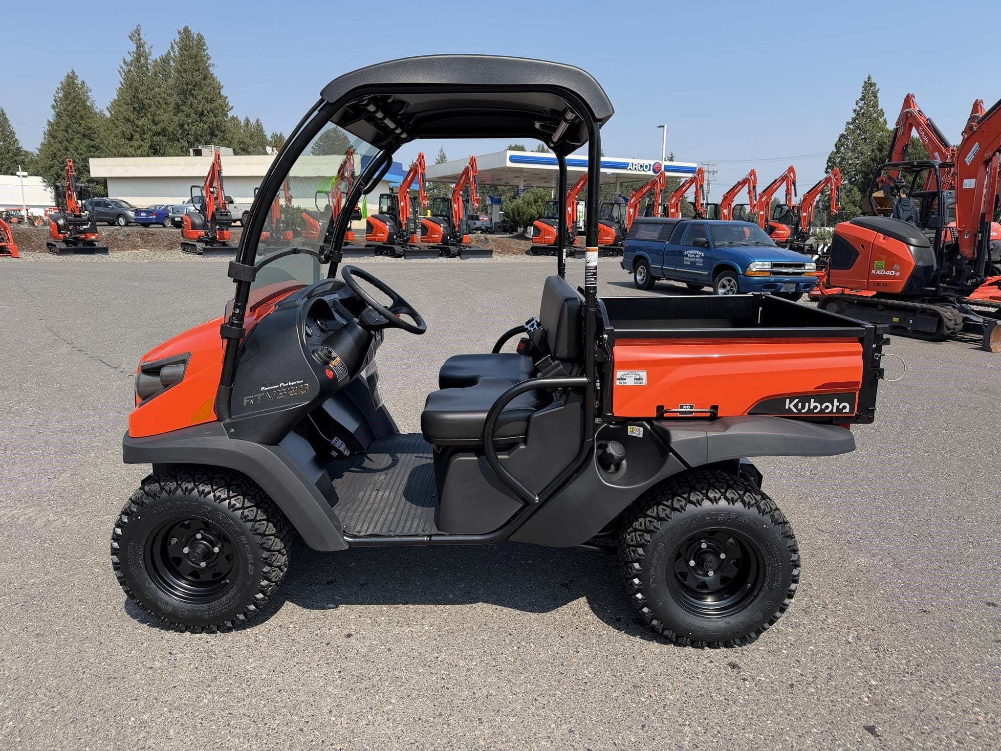 2026 Kubota RTV520 Equipment Image0