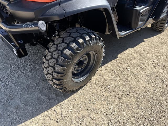 Image of Kubota RTVX2L-SKLH-1 equipment image 1