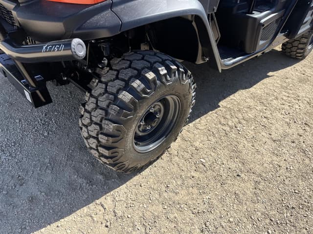 Image of Kubota RTVX2L-SKLH-1 equipment image 1