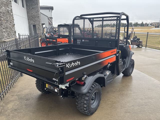 Image of Kubota RTVX2L-SKLH-1 equipment image 3