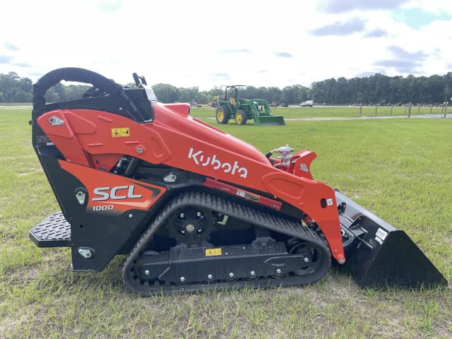 Image of Kubota SCL1000 equipment image 4