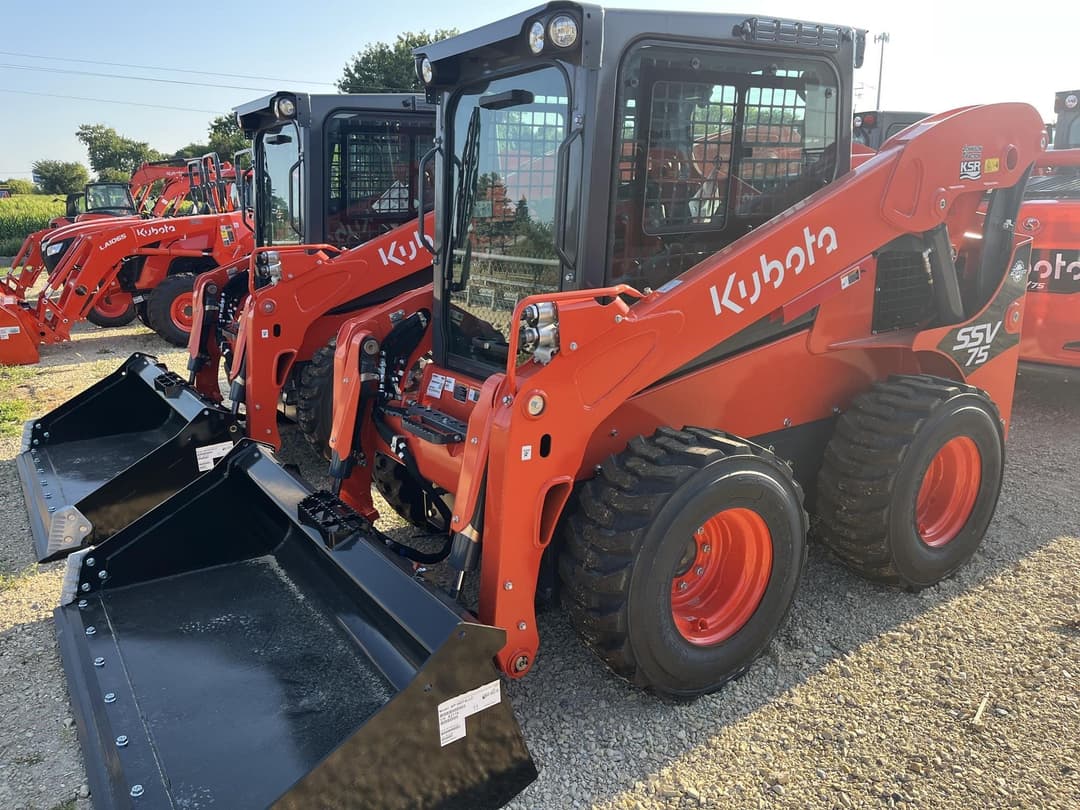 Image of Kubota SSV75 Image 0