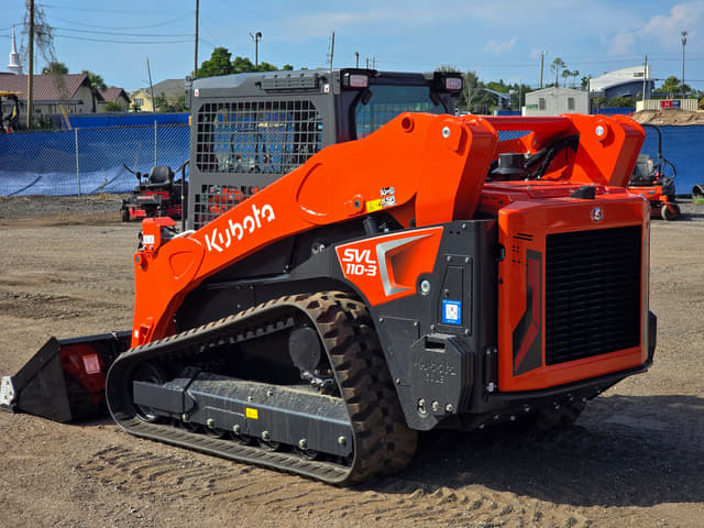 Image of Kubota SVL110-3 equipment image 3