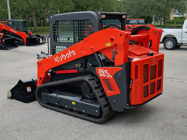 Image of Kubota SVL65-2S equipment image 3