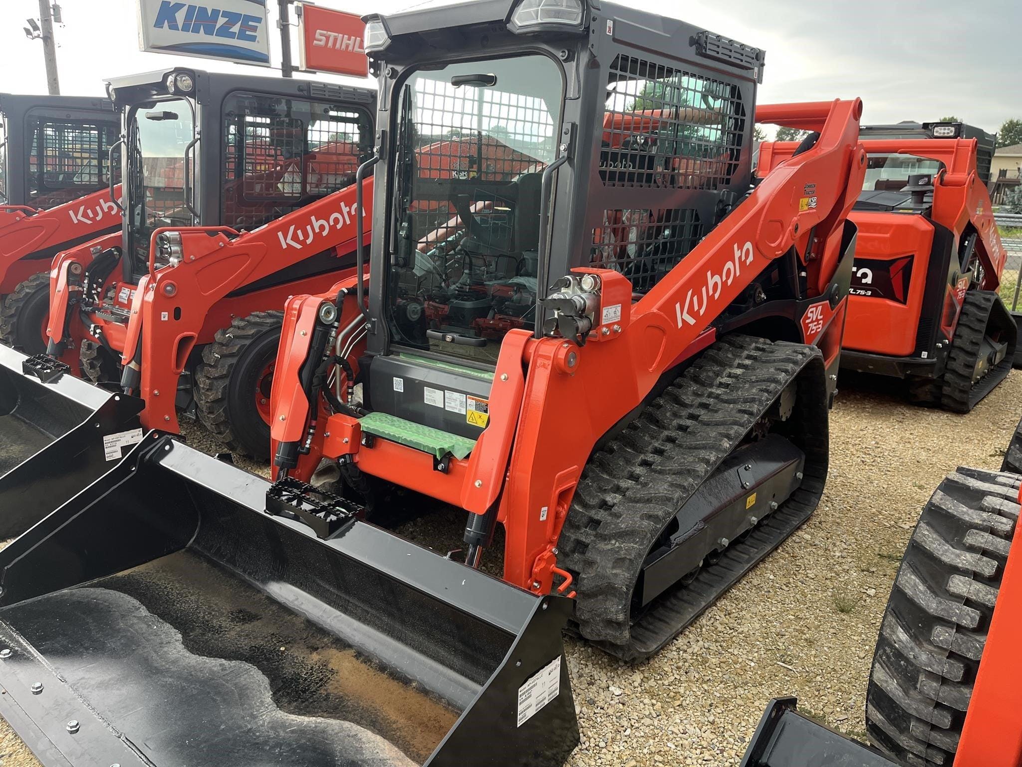 2026 Kubota SVL75-3 Equipment Image0