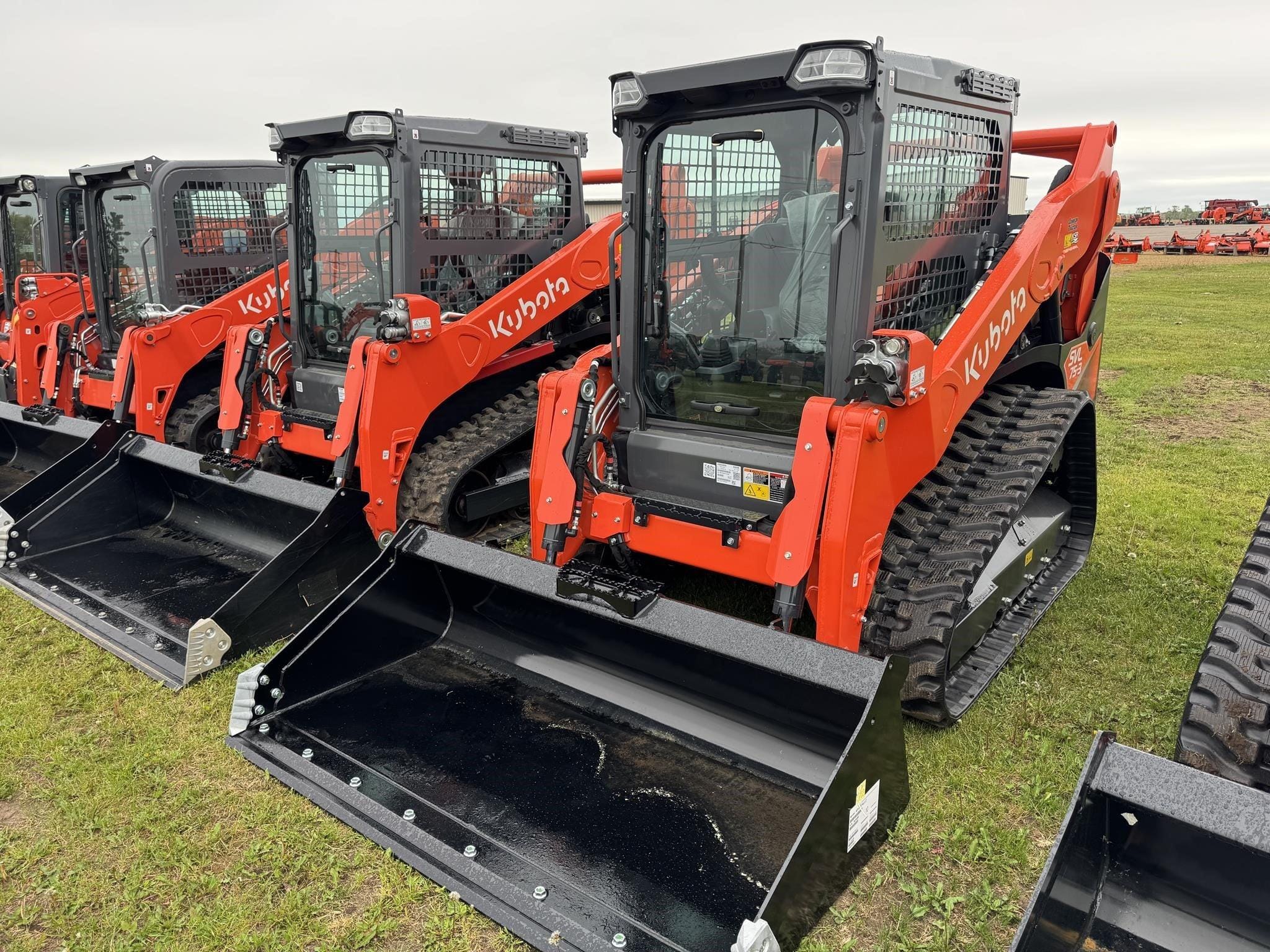 Main image Kubota SVL75-3