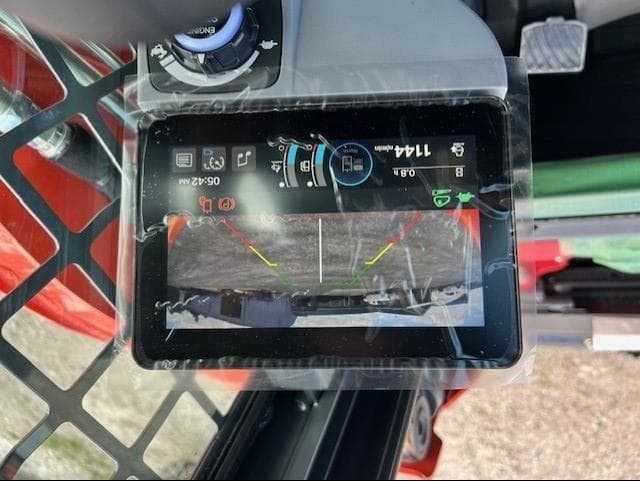Image of Kubota SVL97-3 equipment image 2