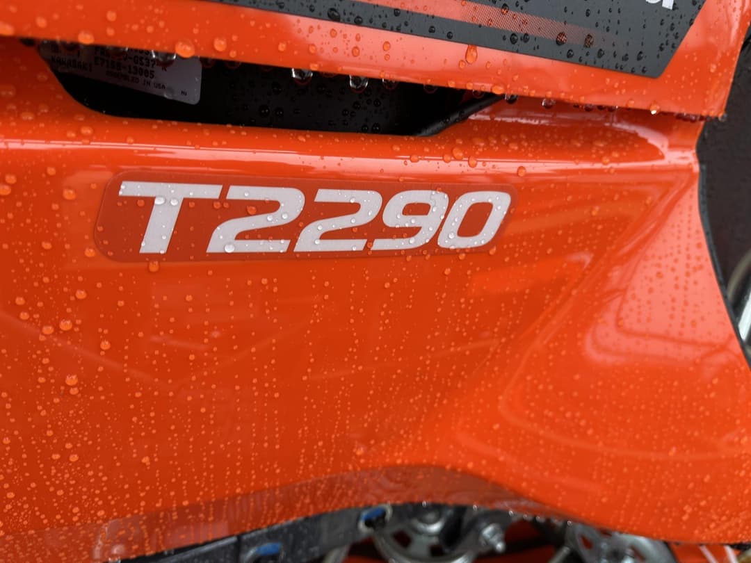 Image of Kubota T2290KWT Image 1