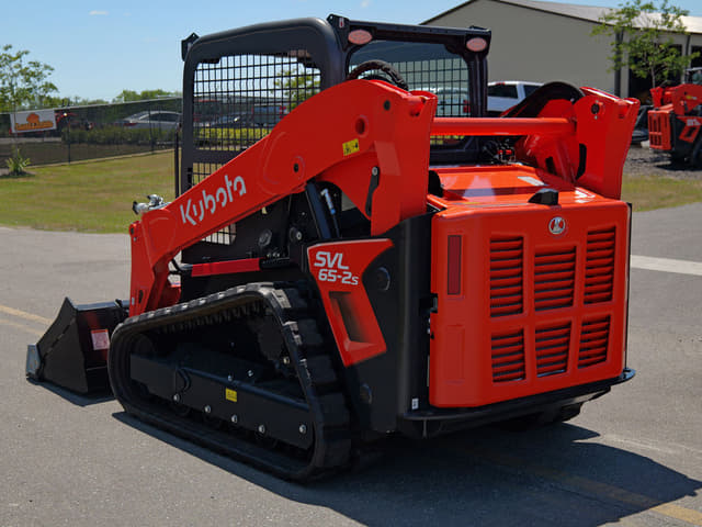 Image of Kubota SVL65-2S equipment image 2