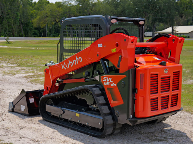Image of Kubota SVL65-2S equipment image 2
