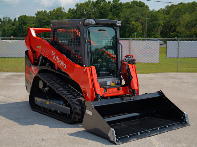 Image of Kubota SVL75-3 equipment image 1