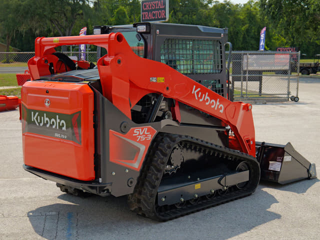 Image of Kubota SVL75-3 equipment image 2