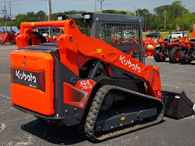 Image of Kubota SVL75-3 equipment image 2
