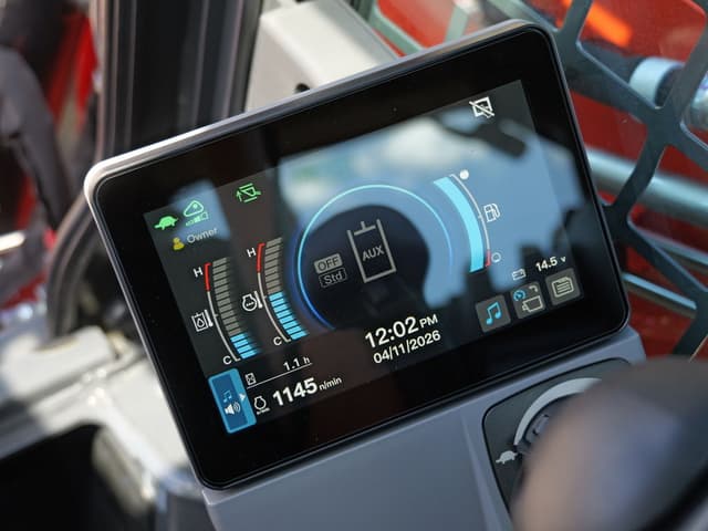 Image of Kubota SVL75-3 equipment image 4