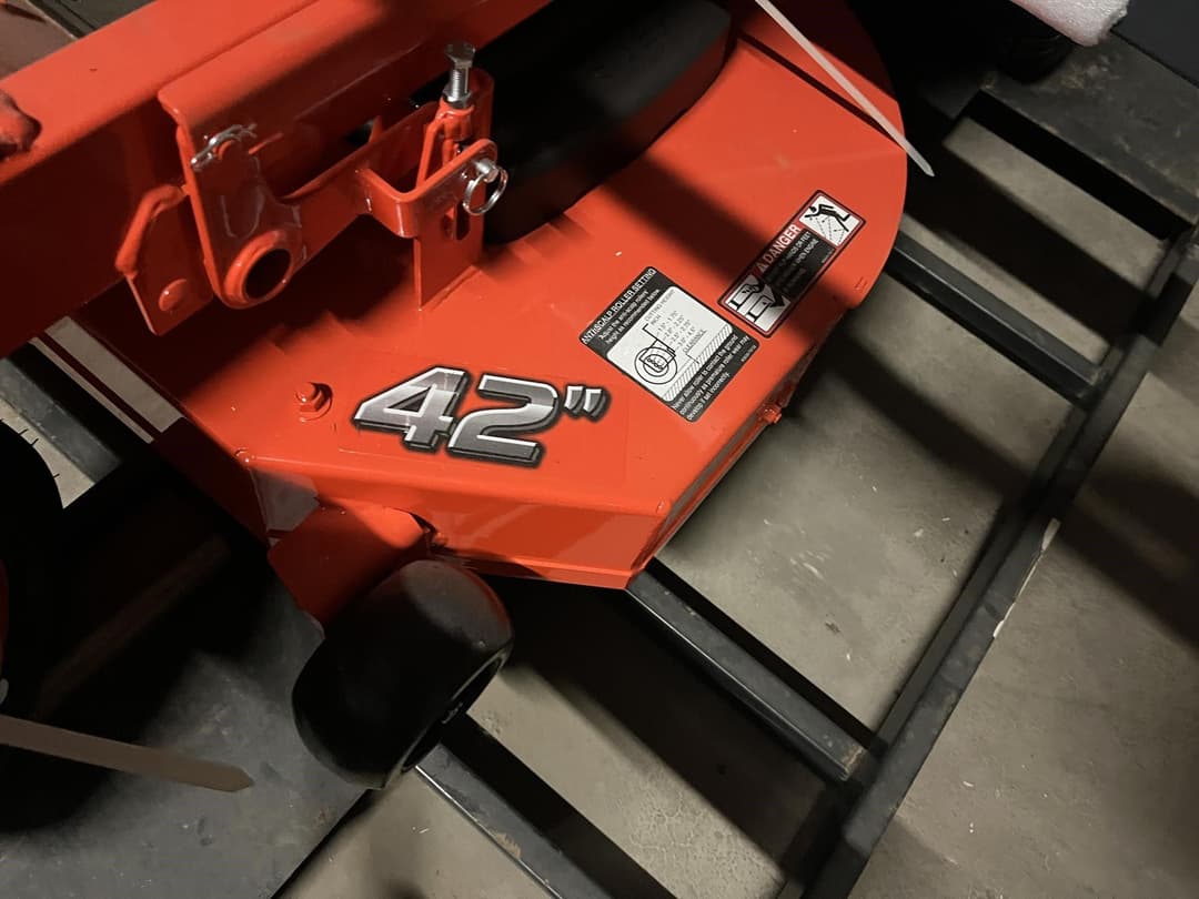 Image of Kubota Z232KW-42 Image 1