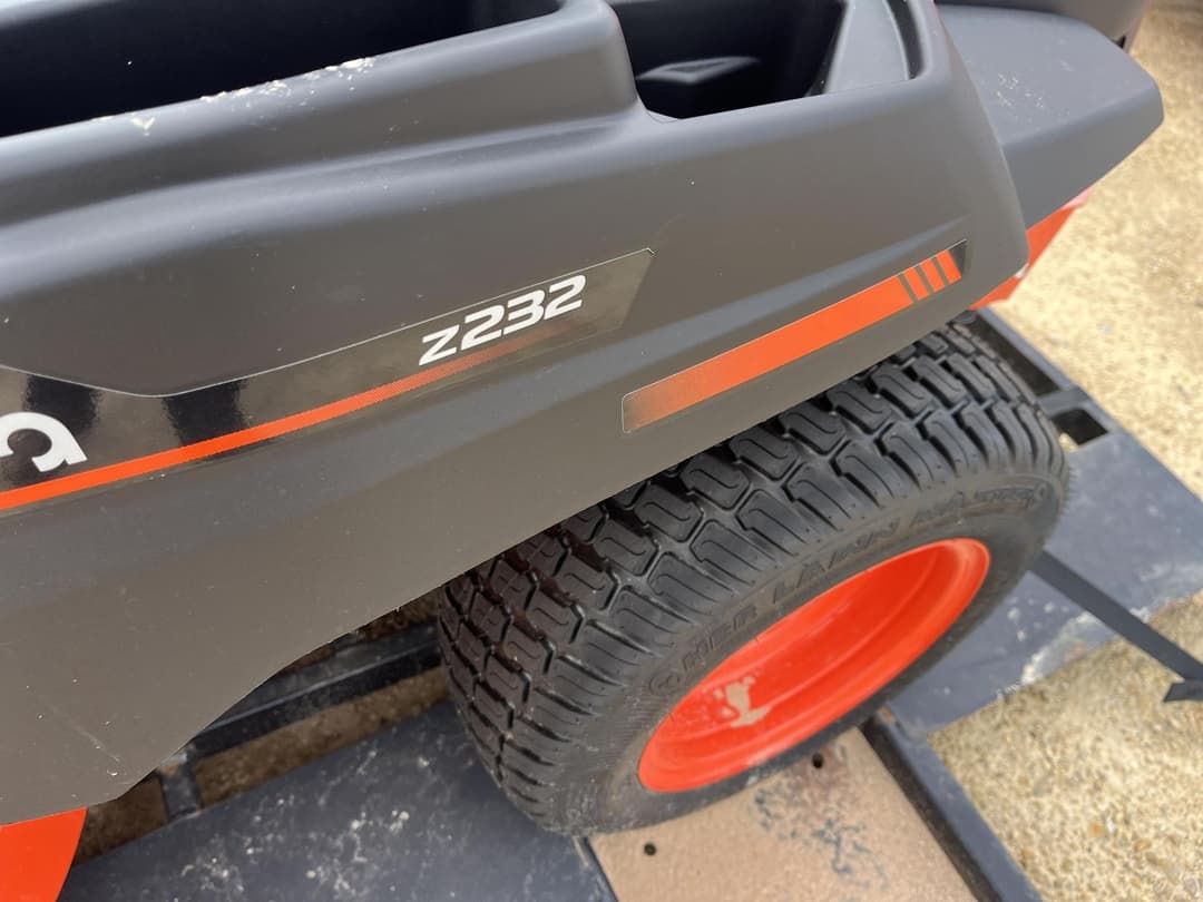 Image of Kubota Z232 Image 1
