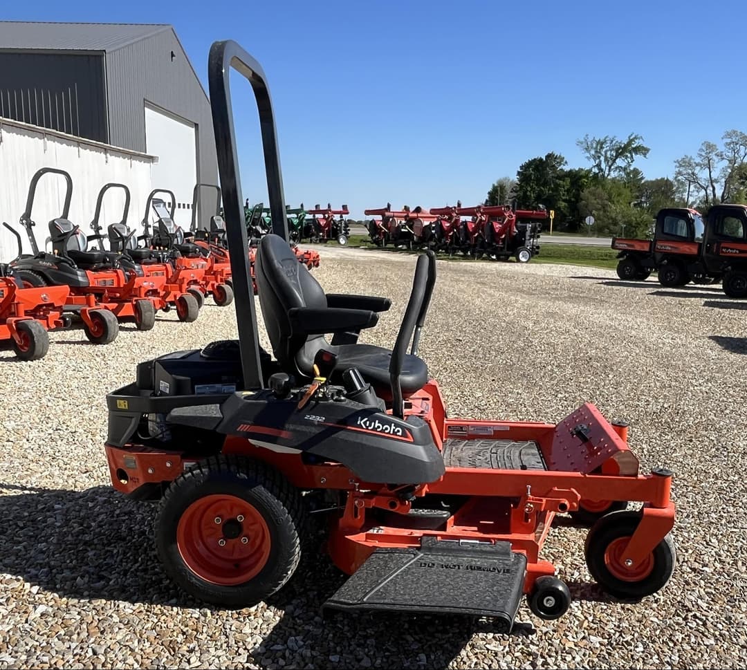 Image of Kubota Z232 Image 0