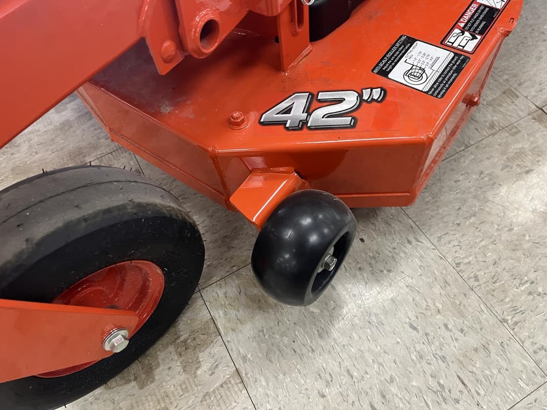 Image of Kubota Z232KW-42 Image 1