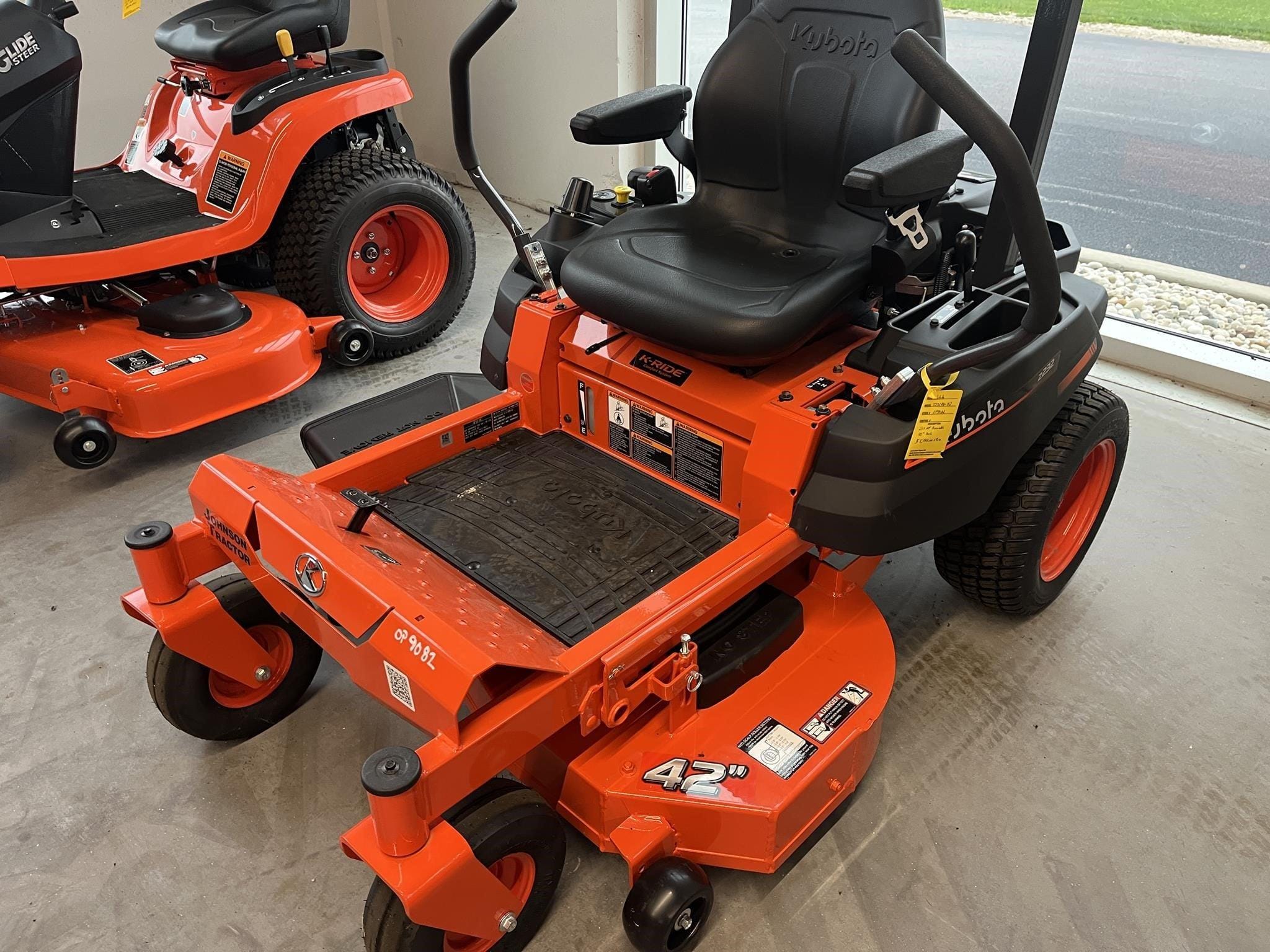 2026 Kubota Z232 Equipment Image0