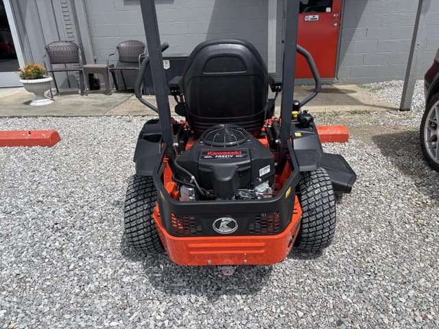Image of Kubota Z232KW equipment image 2