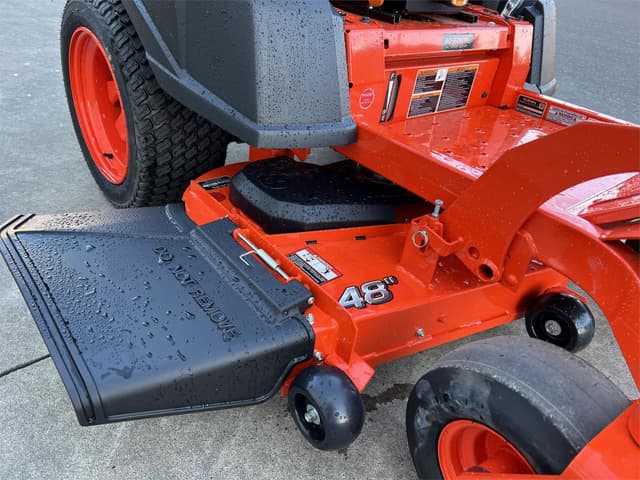 Image of Kubota Z242KW-48 equipment image 2