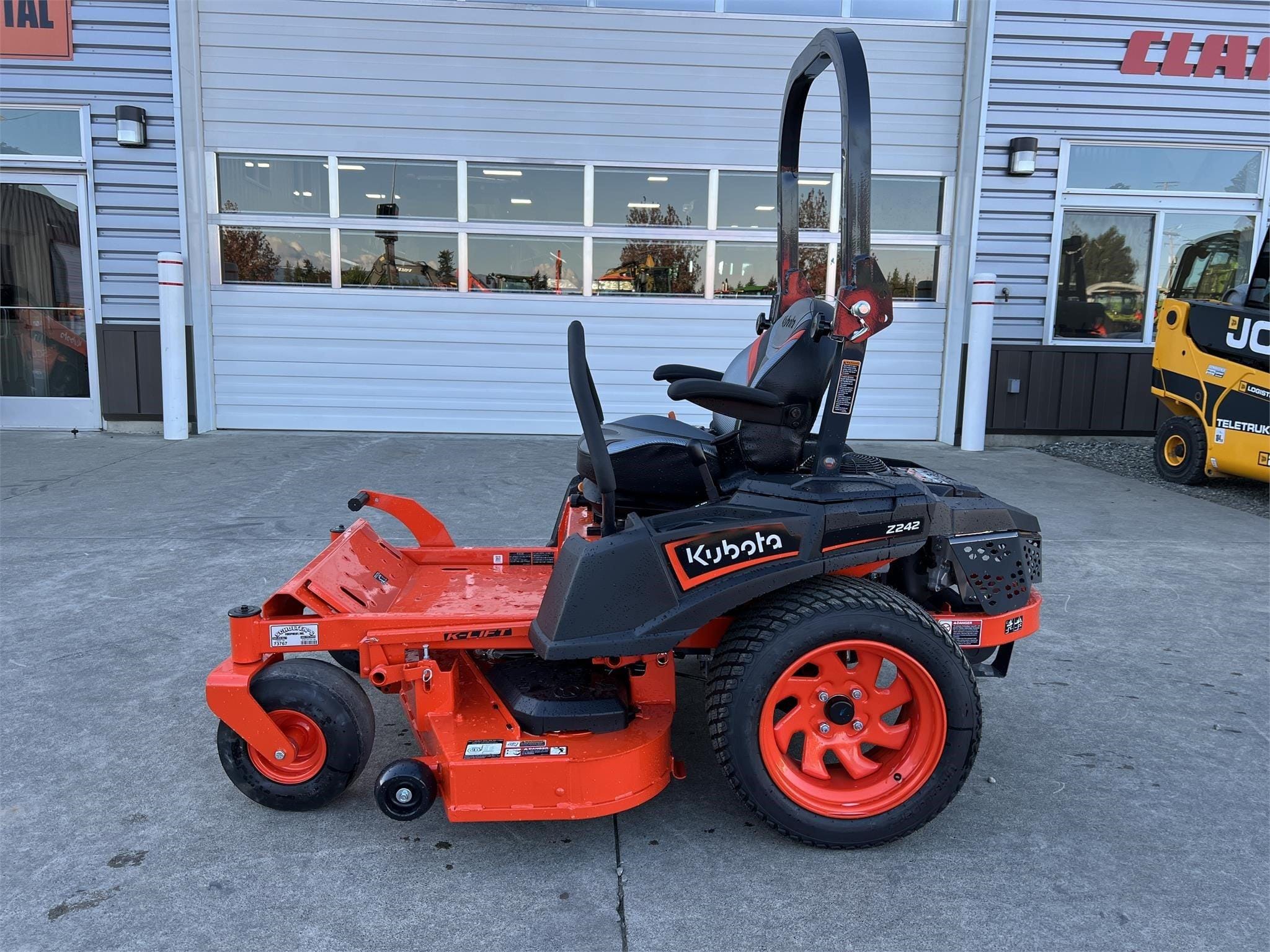 2026 Kubota Z242KW-48 Equipment Image0
