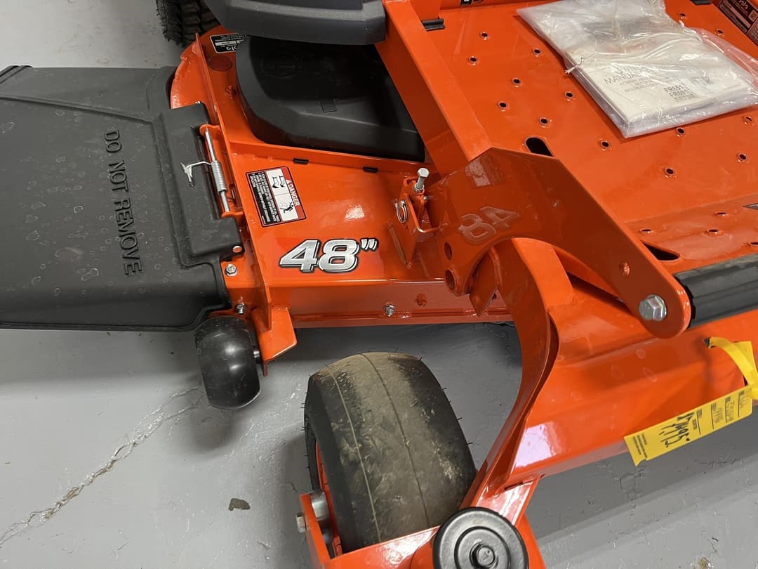 Image of Kubota Z242KW-48 Image 1