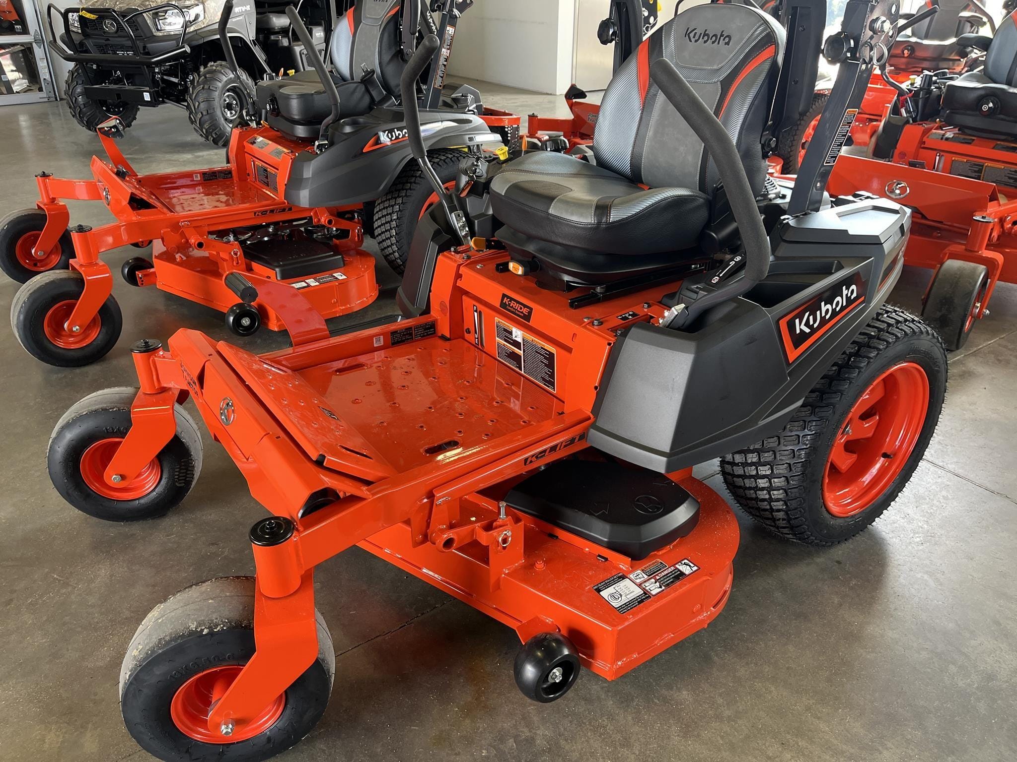 2026 Kubota Z242KW-48 Equipment Image0
