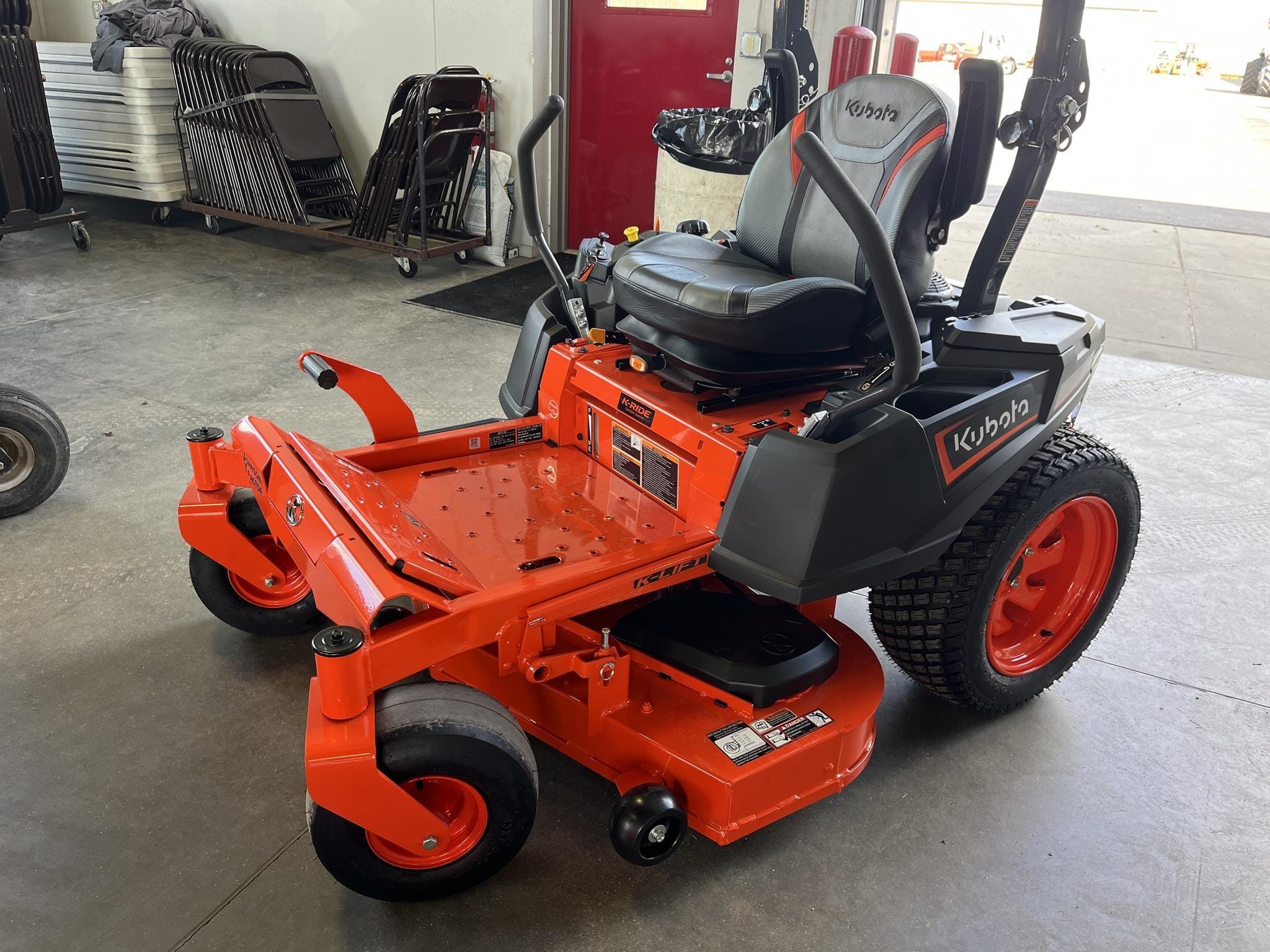 2026 Kubota Z242KW-48 Equipment Image0