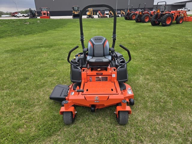 Image of Kubota Z242 equipment image 2