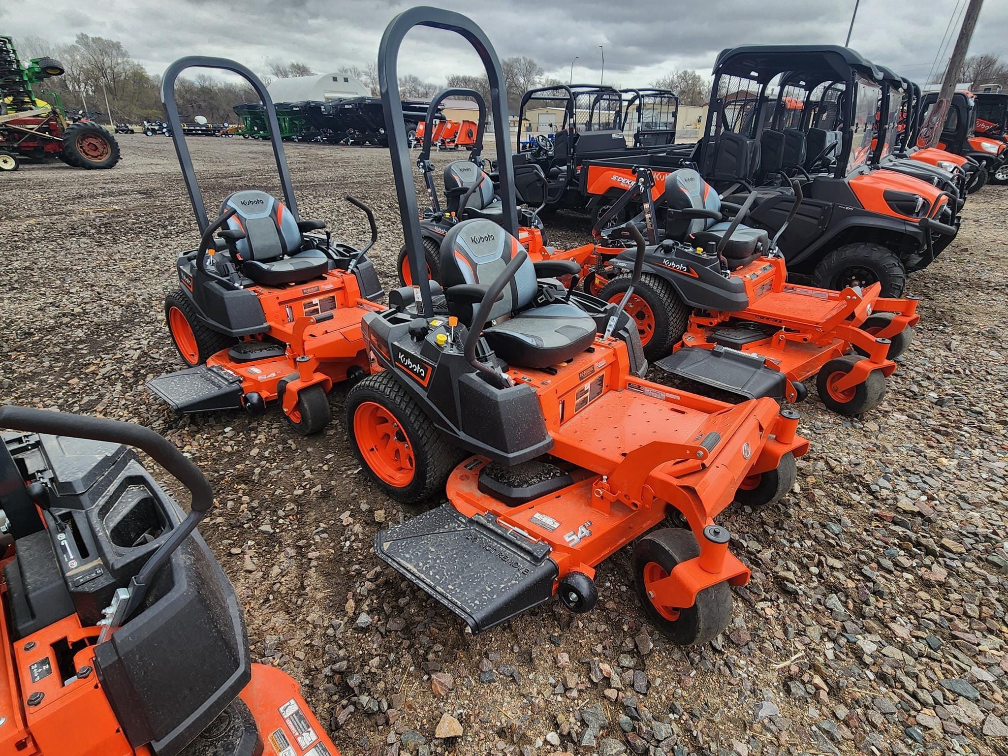 2026 Kubota Z252KH-54 Equipment Image0