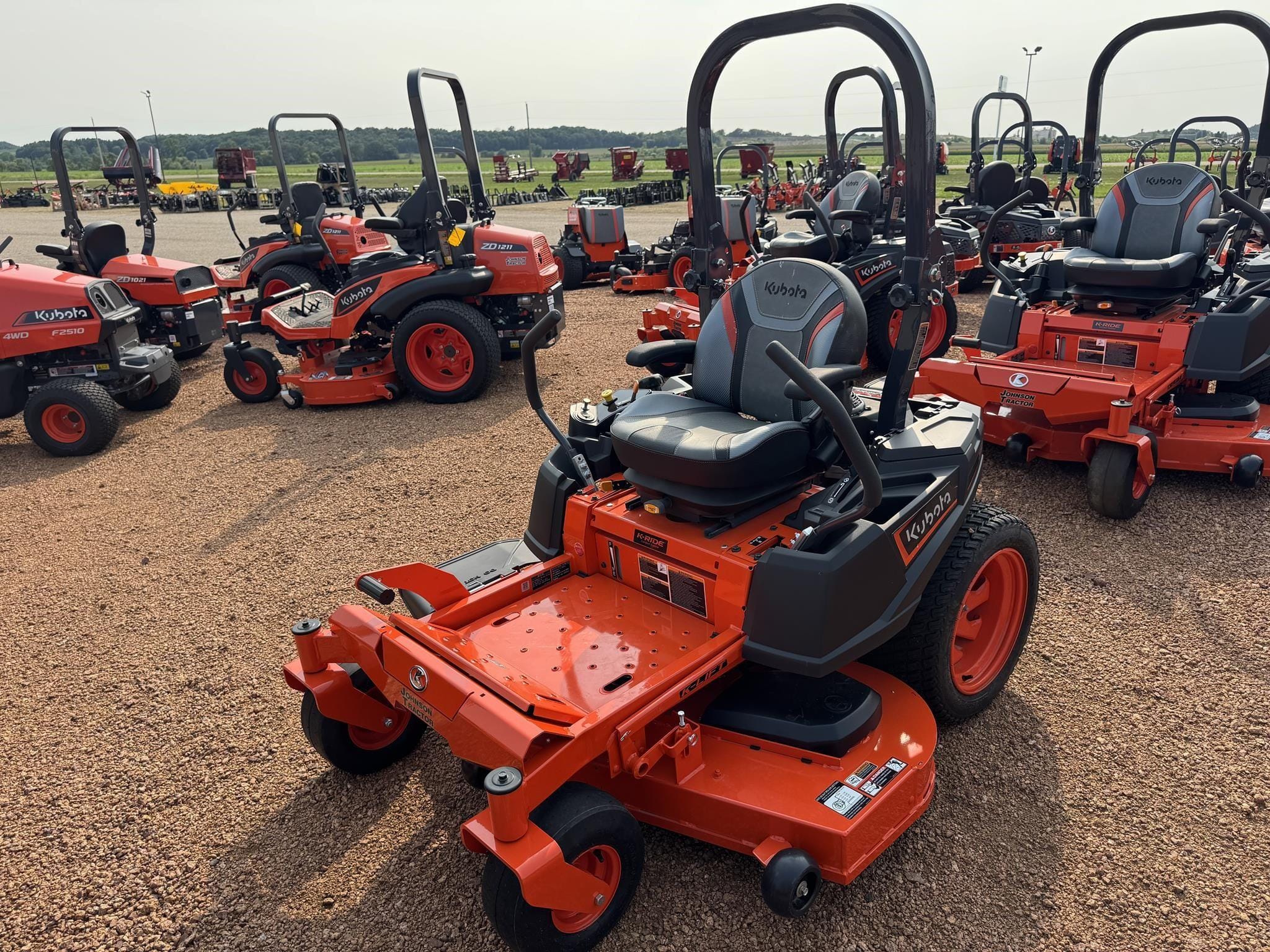 2026 Kubota Z252 Equipment Image0