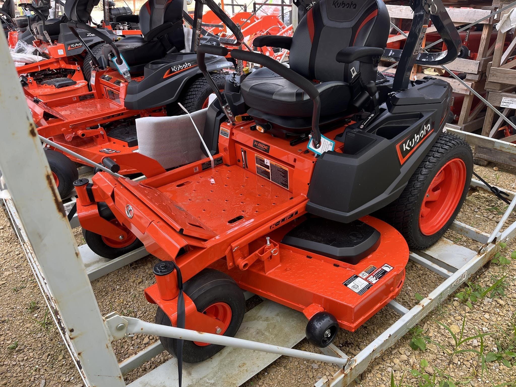 2026 Kubota Z252 Equipment Image0