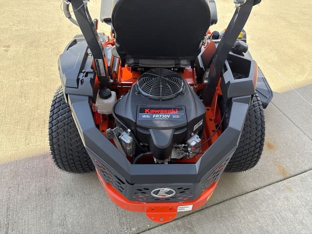 Image of Kubota Z252KW-54 equipment image 2