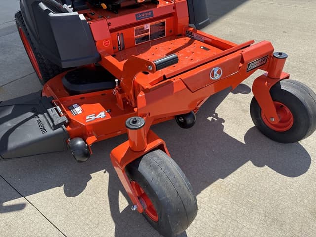 Image of Kubota Z252KW-54 equipment image 3